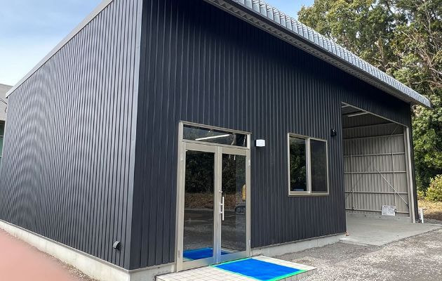 三高産業施工実例_自動車整備工場兼事務所